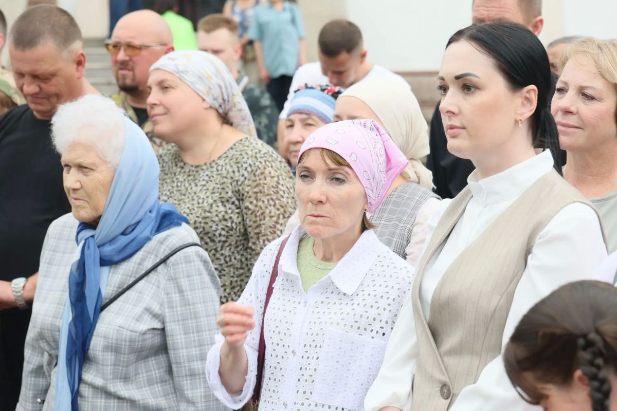 Мария Костюк: В День семьи, любви и верности вместе с жителями области и епископом Биробиджанским и Кульдурским Лукой открыли обновленный памятник святым Петру и Февронии Муромским — покровителям семьи, любви и верности Мария Костюк: В День семьи, любви и верности вместе с жителями области и епископом Биробиджанским и Кульдурским Лукой открыли обновленный памятник святым Петру и Февронии Муромским — покровителям семьи, любви и верности