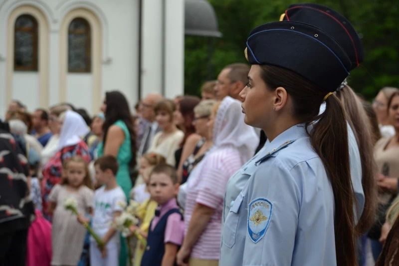 В Биробиджане полицейские поддержали семейные ценности в День семьи, любви и верности В Биробиджане полицейские поддержали семейные ценности в День семьи, любви и верности