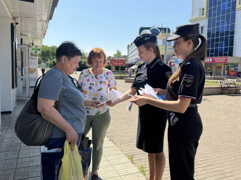 Профилактический рейд против телефонных мошенников провели в Биробиджане Профилактический рейд против телефонных мошенников провели в Биробиджане