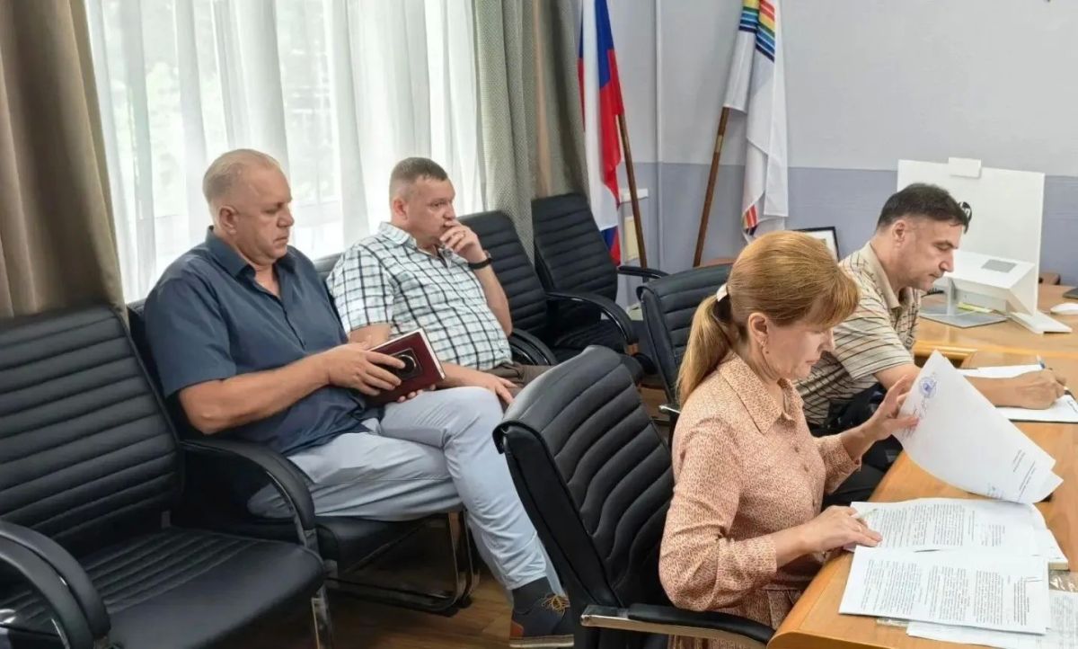 Провел заседание оперативного штаба Провел заседание оперативного штаба