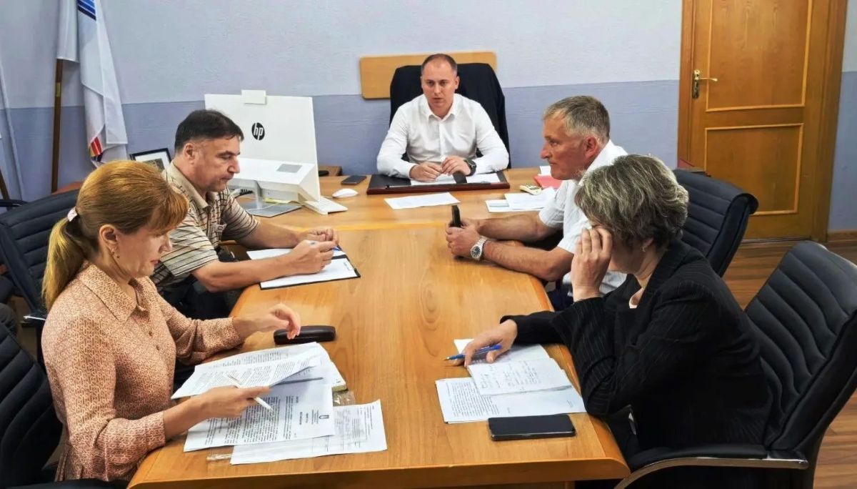 Провел заседание оперативного штаба Провел заседание оперативного штаба