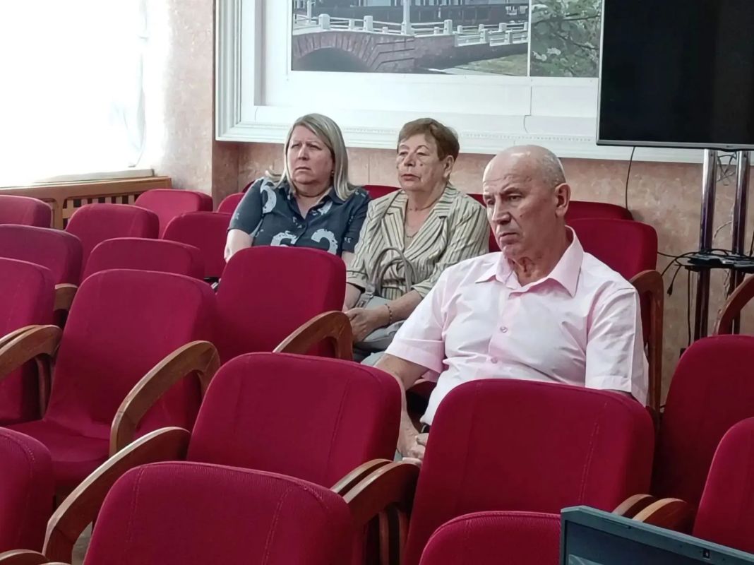 В избирательной комиссии ЕАО зарегистрированы кандидаты на выборах в Госдуму и Законодательное Собрание В избирательной комиссии ЕАО зарегистрированы кандидаты на выборах в Госдуму и Законодательное Собрание