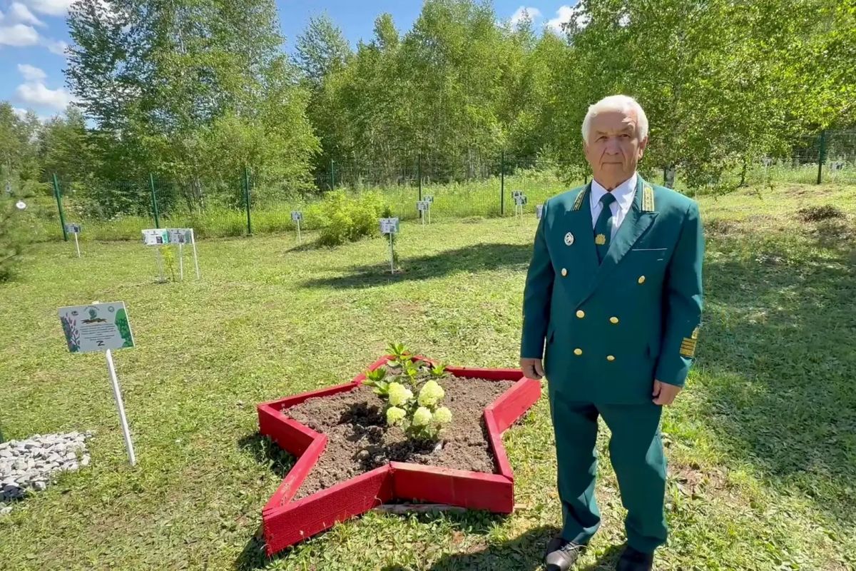 «Сад памяти» в честь погибших бойцов СВО открыли в поселке Кульдур ЕАО «Сад памяти» в честь погибших бойцов СВО открыли в поселке Кульдур ЕАО