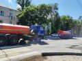 Коммунальные службы наводят порядок на улицах города