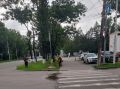 Продолжается уборка дорожных полотен с помощью двух КДМ и двух МТЗ на улицах Шолом-Алейхема, Ленина, Димитрова, Пионерской, 40 лет Победы