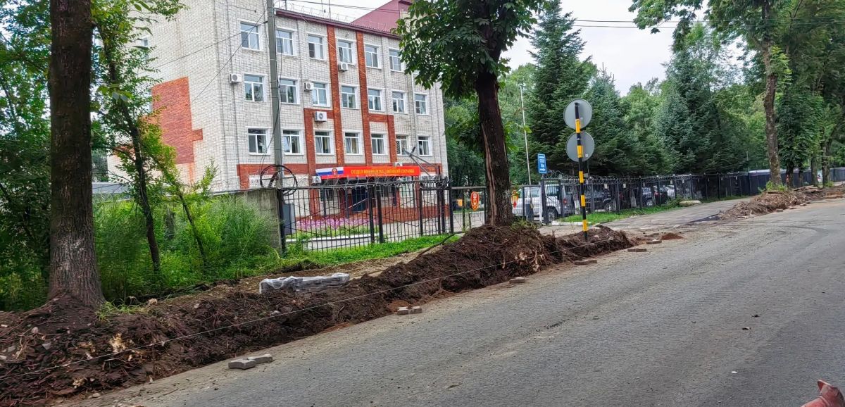 #продороги. . Продолжаются работы на улицах Волочаевской и Миллера Объекты приводят в порядок в рамках нацпроекта «Инфраструктура для жизни», который инициировал Президент РФ Владимир Владимирович Путин На ул.... #продороги. . Продолжаются работы на улицах Волочаевской и Миллера Объекты приводят в порядок в рамках нацпроекта «Инфраструктура для жизни», который инициировал Президент РФ Владимир Владимирович Путин На ул....