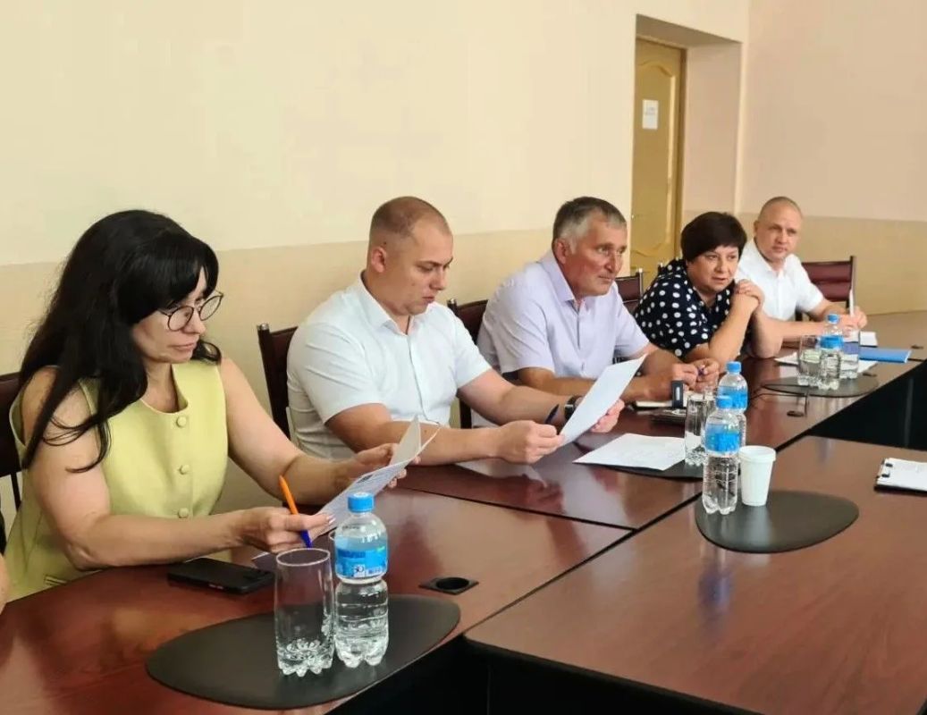 Мэр Биробиджана провел личный прием граждан Мэр Биробиджана провел личный прием граждан