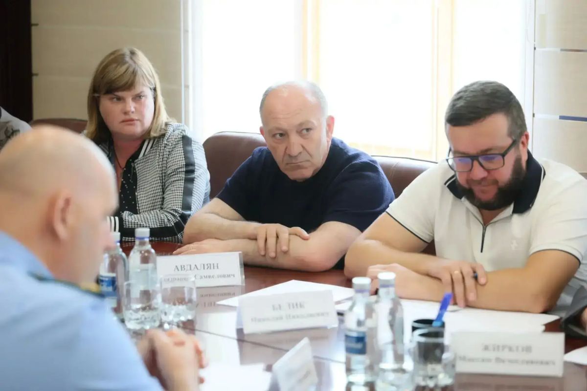 Мария Костюк: Во время рабочей поездки в Ленинский район приняла решение по ситуации с МУП «Теплотехник», которое отвечает за оказание жителям Ленинского коммунальных услуг Мария Костюк: Во время рабочей поездки в Ленинский район приняла решение по ситуации с МУП «Теплотехник», которое отвечает за оказание жителям Ленинского коммунальных услуг