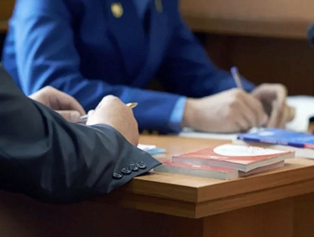 По иску прокурора в ряде населенных пунктов Октябрьского района оборудованы контейнерные площадки для сбора твердых коммунальных отходов По иску прокурора в ряде населенных пунктов Октябрьского района оборудованы контейнерные площадки для сбора твердых коммунальных отходов