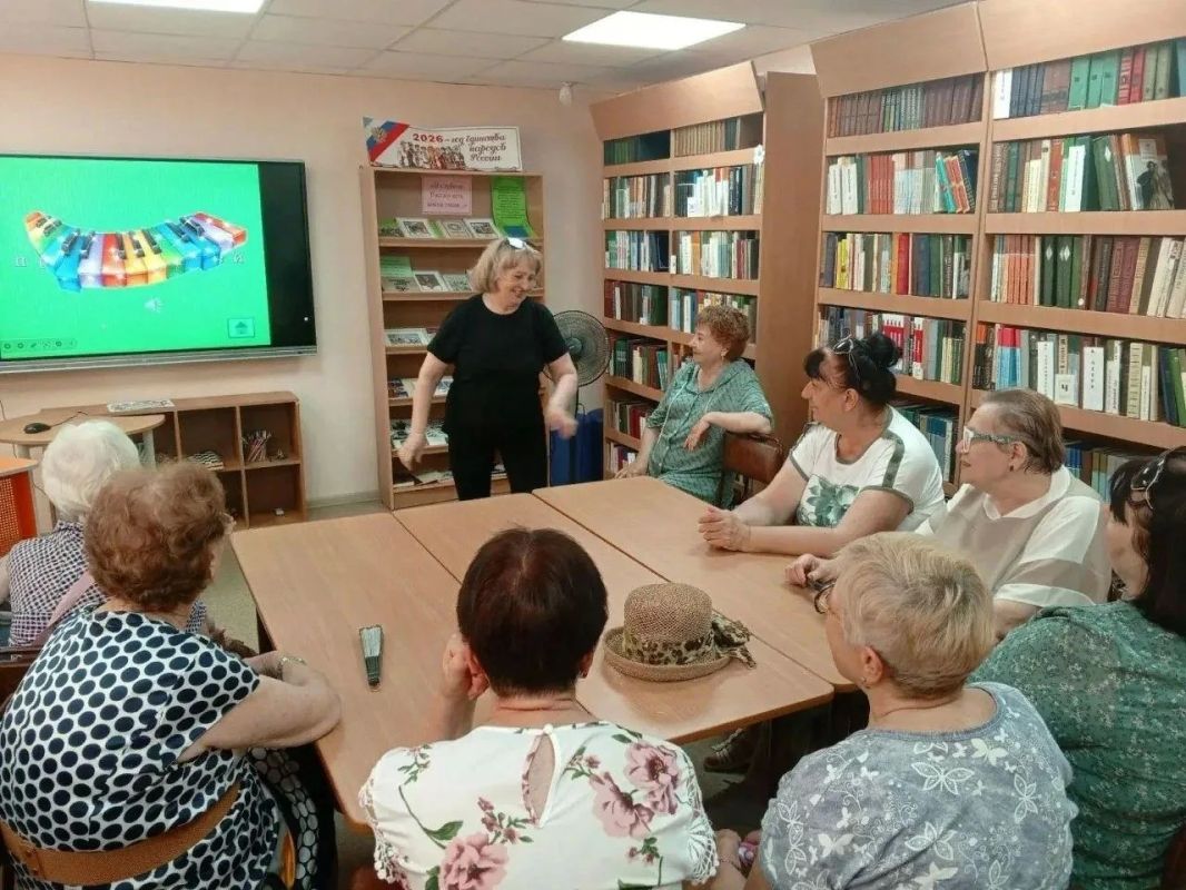 «Долголетию – яркие будни» организовали в центре активного долголетия «Шалом»