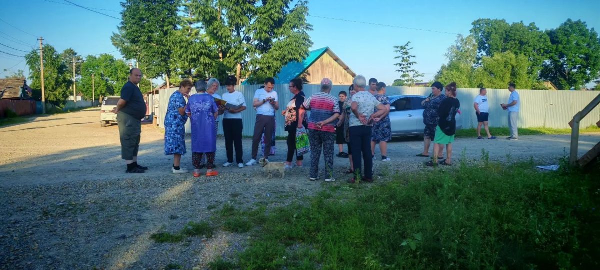 Депутаты Городской Думы Биробиджана проводят встречи с жителями микрорайонов Депутаты Городской Думы Биробиджана проводят встречи с жителями микрорайонов