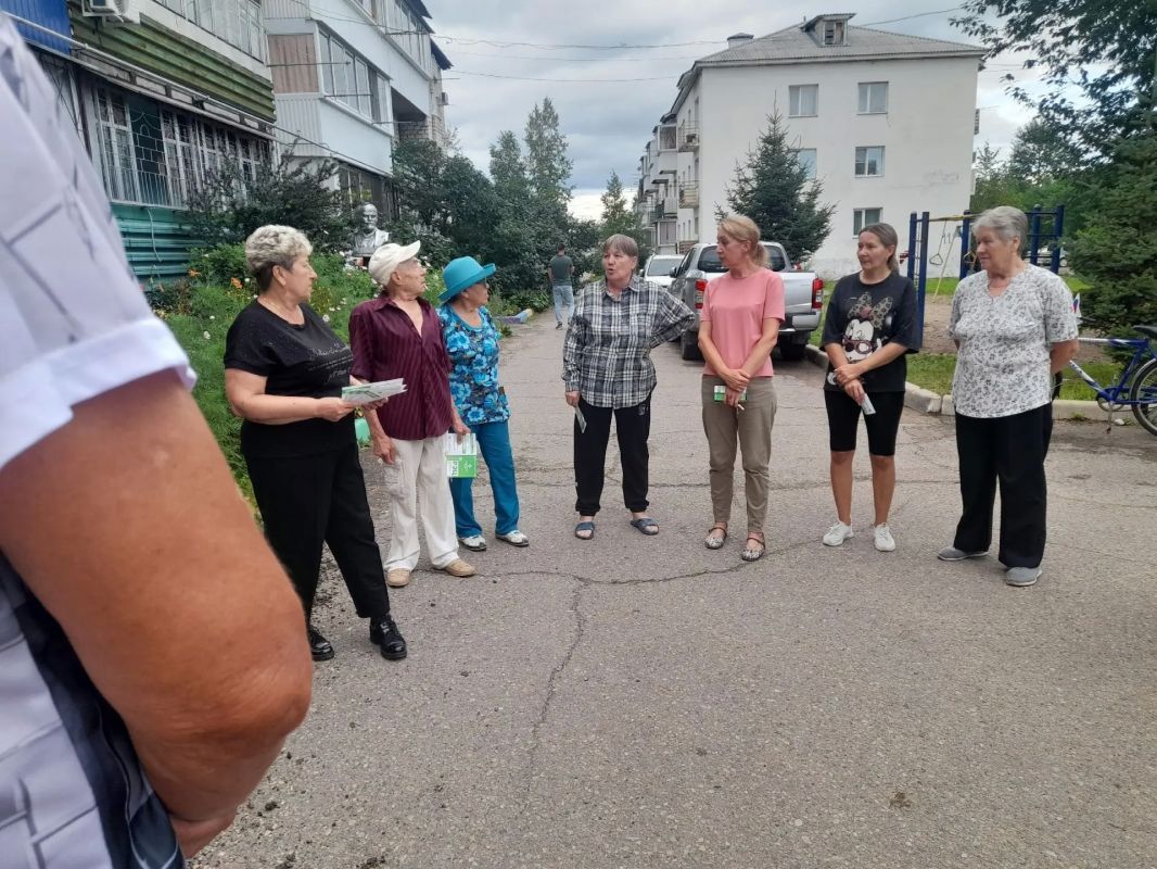 Депутаты Городской Думы Биробиджана проводят встречи с жителями микрорайонов Депутаты Городской Думы Биробиджана проводят встречи с жителями микрорайонов