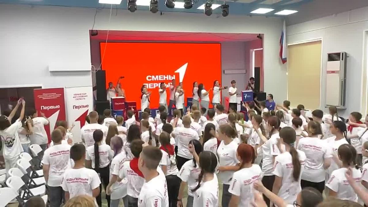 Профильная смена Движения Первых открылась в загородном лагере «Алые паруса»