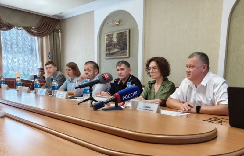 В Еврейской автономной области стартовала социальная кампания, по снижению аварийности на перекрестках В Еврейской автономной области стартовала социальная кампания, по снижению аварийности на перекрестках