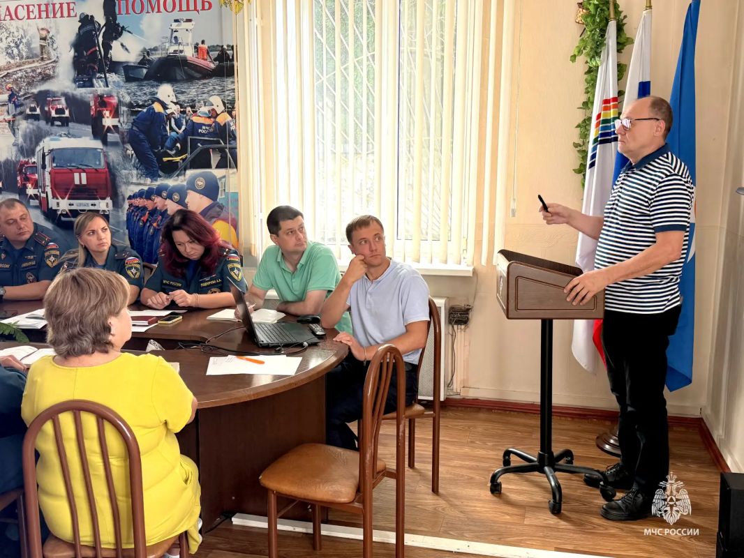 Служить сегодня, помня о прошлом Служить сегодня, помня о прошлом