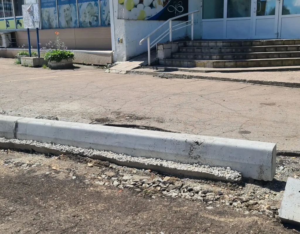 Благоустраиваем автодорогу по ул. Советской Благоустраиваем автодорогу по ул. Советской
