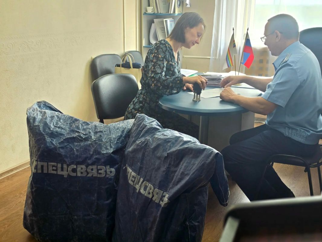 Спецсвязью началась доставка избирательной документации в комиссию ЕАО Спецсвязью началась доставка избирательной документации в комиссию ЕАО