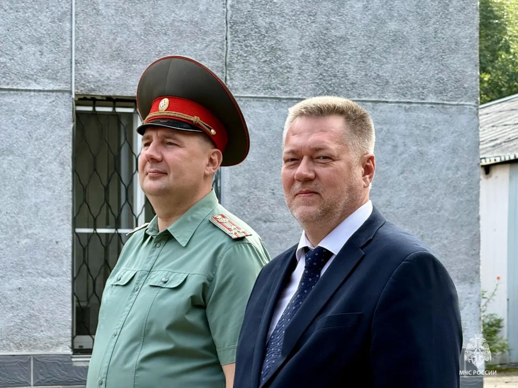 28 лет спасателям ЕАО!. 10 августа, свой день рождения отмечает профессиональное поисково-спасательное подразделение автономии 28 лет спасателям ЕАО!. 10 августа, свой день рождения отмечает профессиональное поисково-спасательное подразделение автономии