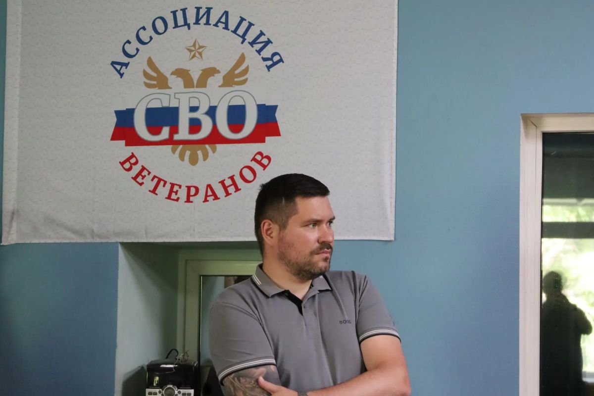 В Биробиджане прошла открытая тренировка по спортивному метанию ножа В Биробиджане прошла открытая тренировка по спортивному метанию ножа