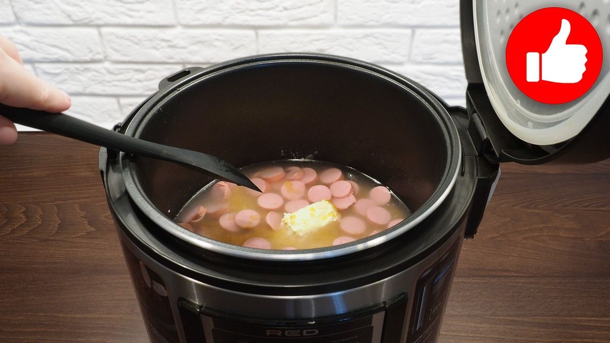 Булгур с сосисками в мультиварке