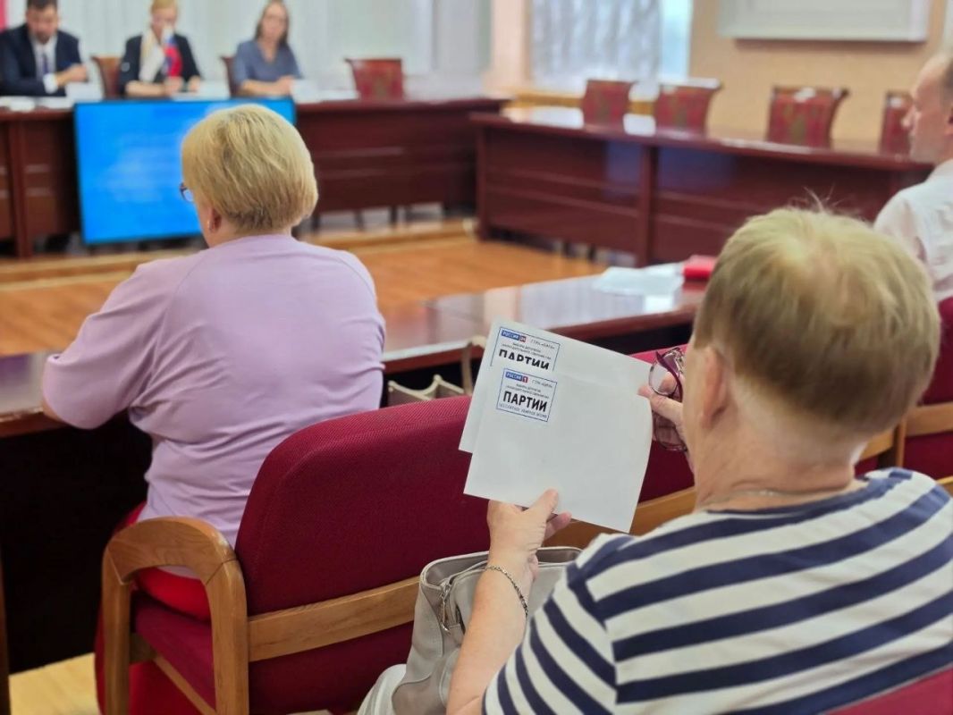 В избиркоме ЕАО прошла жеребьёвка эфирного времени для выборов в Заксобрание В избиркоме ЕАО прошла жеребьёвка эфирного времени для выборов в Заксобрание