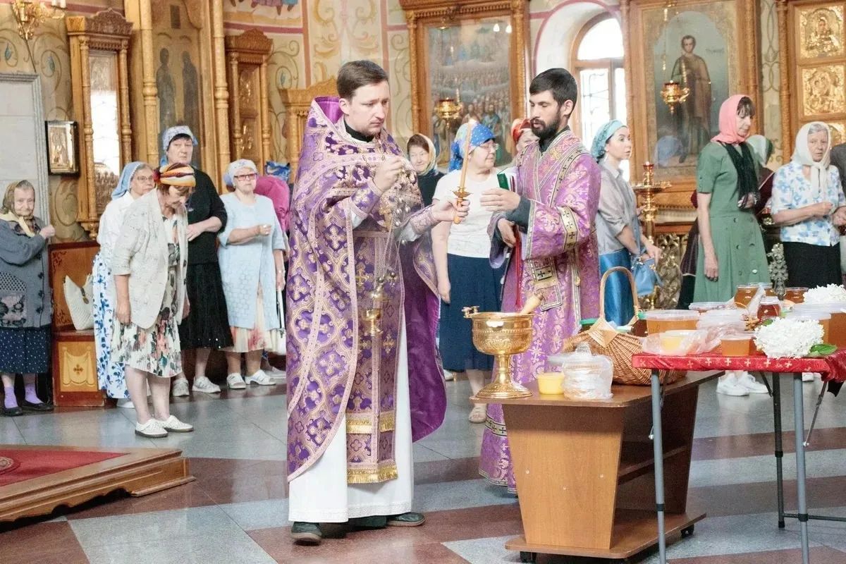 Медовый Спас отметили православные христиане ЕАО