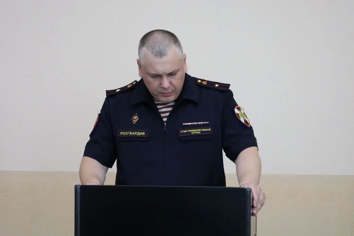 Дополнительные меры антитеррористической защищенности примут в Биробиджане в сентябре Дополнительные меры антитеррористической защищенности примут в Биробиджане в сентябре