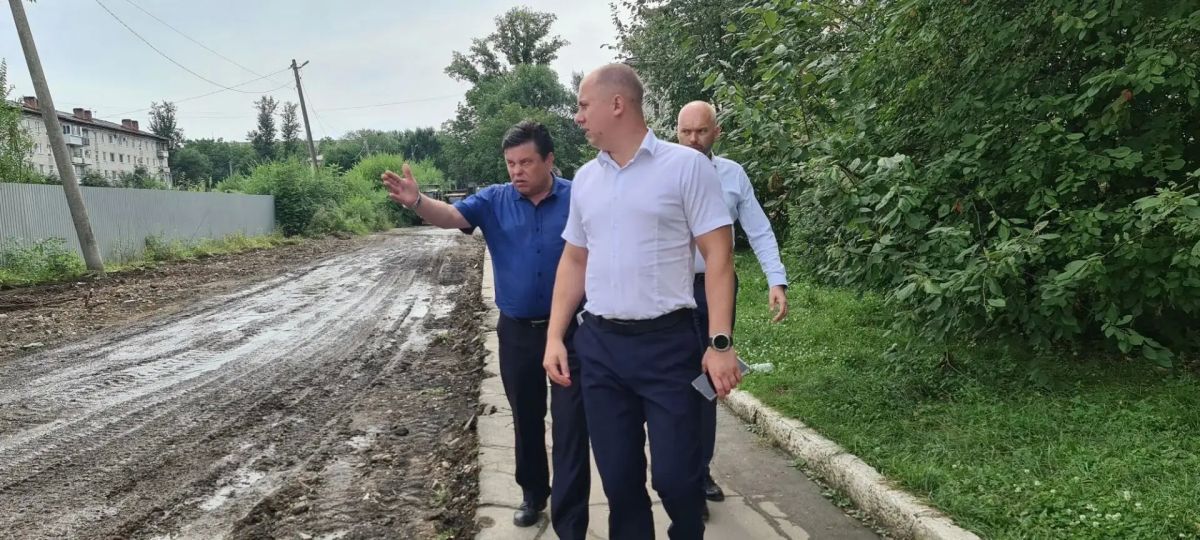 В Биробиджане асфальтируют междворовые проезды В Биробиджане асфальтируют междворовые проезды