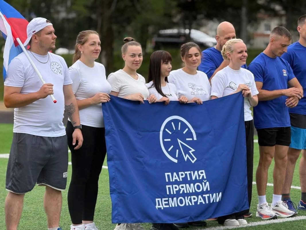 В Биробиджане проходит физкультурно-интеллектуальный «Политический забег» В Биробиджане проходит физкультурно-интеллектуальный «Политический забег»