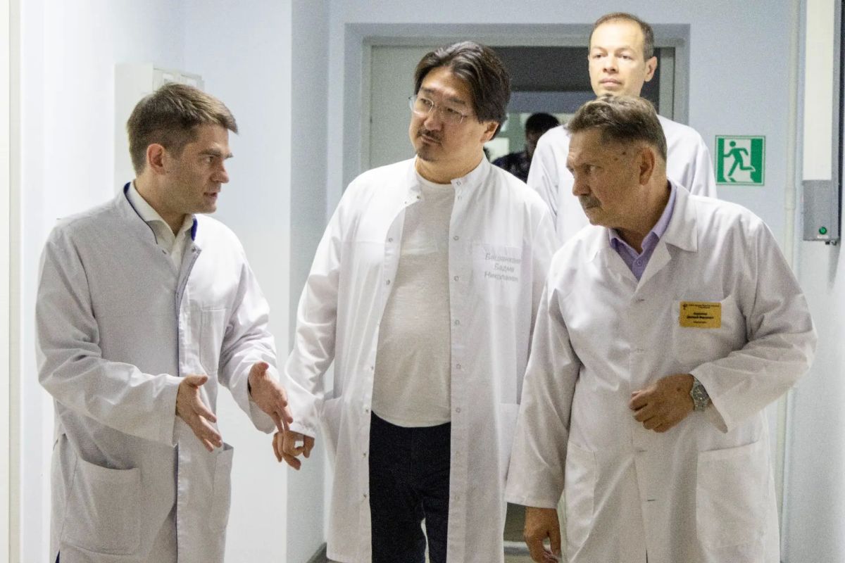 Бадма Башанкаев организовал прием федеральных специалистов по онкологии для детей ЕАО Бадма Башанкаев организовал прием федеральных специалистов по онкологии для детей ЕАО