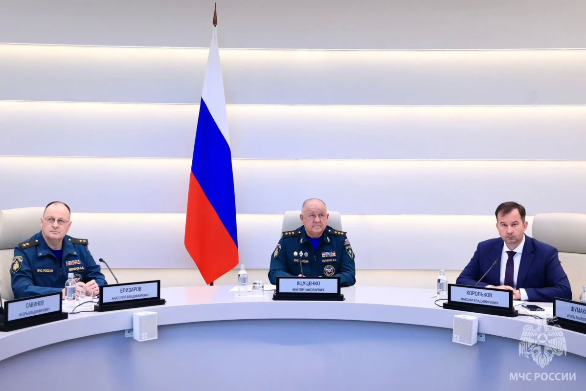 В Координационном центре Правительства РФ обсудили меры по стабилизации паводковой обстановки в бассейне Амура и подготовку к приему новой волны осадков В Координационном центре Правительства РФ обсудили меры по стабилизации паводковой обстановки в бассейне Амура и подготовку к приему новой волны осадков
