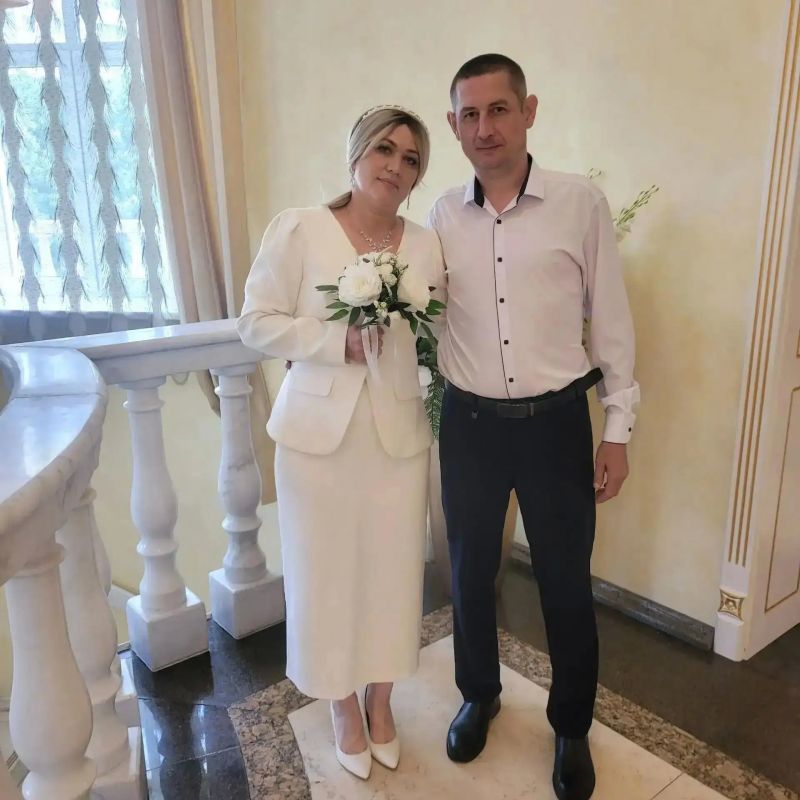 Влюблённые пары в Биробиджане сыграли свадьбу в последнюю пятницу лета Влюблённые пары в Биробиджане сыграли свадьбу в последнюю пятницу лета