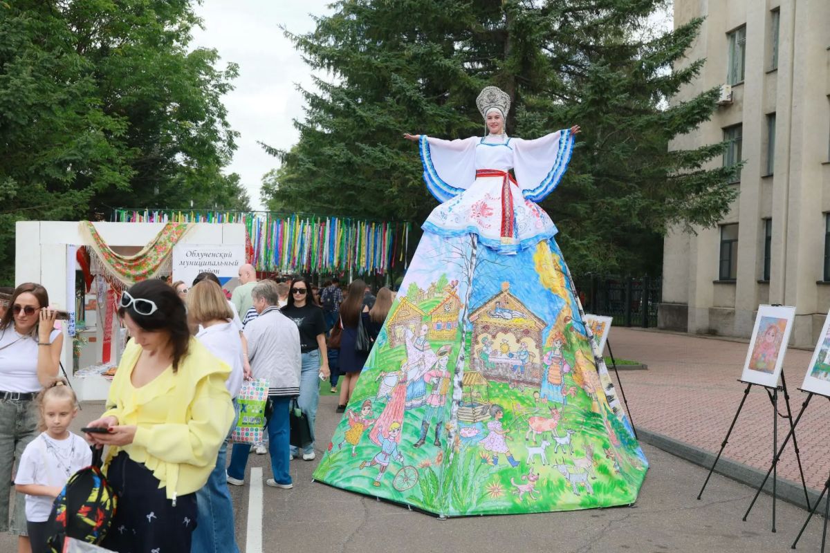 В Биробиджане прошёл V юбилейный фестиваль активных граждан «Точка на карте» В Биробиджане прошёл V юбилейный фестиваль активных граждан «Точка на карте»