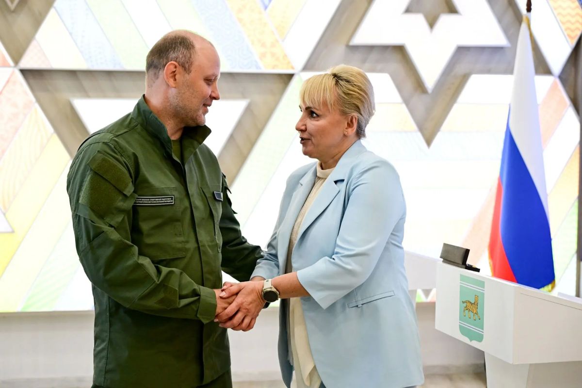 Центр «ВОИН» и правительство Еврейской автономной области подписали соглашение о сотрудничестве Центр «ВОИН» и правительство Еврейской автономной области подписали соглашение о сотрудничестве