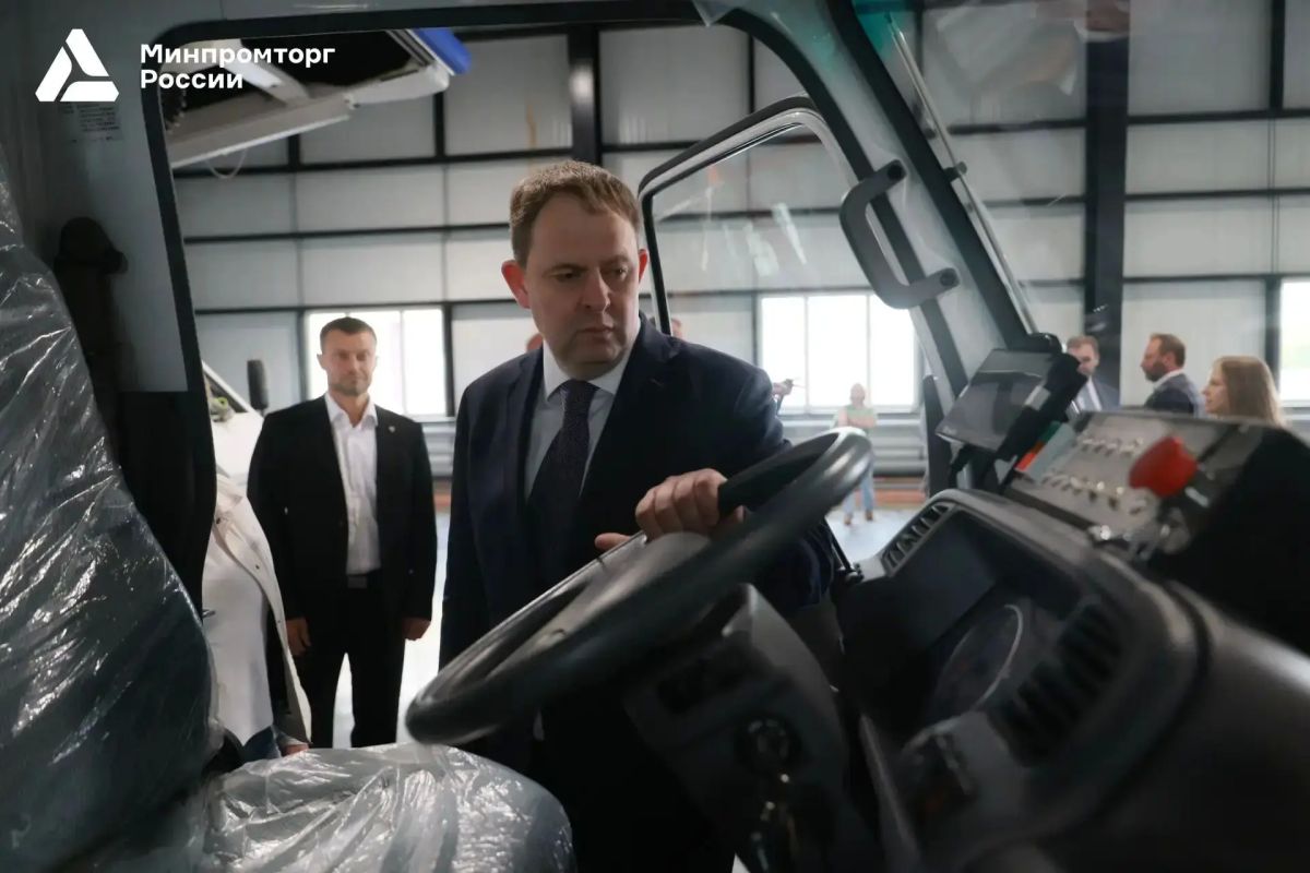 Открытие нового экспериментального цеха в Региональном техническом центре - знаковое событие для машиностроительной отрасли Еврейской автономной области Открытие нового экспериментального цеха в Региональном техническом центре - знаковое событие для машиностроительной отрасли Еврейской автономной области