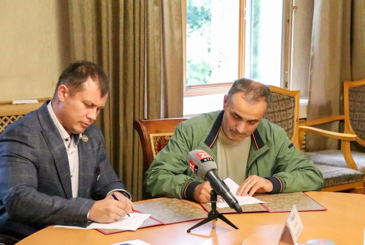 В Еврейской автономной области укрепили гражданское единство: подписаны соглашения о сотрудничестве на заседании штаба общественного наблюдения В Еврейской автономной области укрепили гражданское единство: подписаны соглашения о сотрудничестве на заседании штаба общественного наблюдения