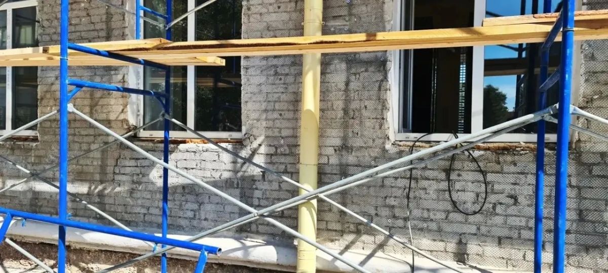 Театр кукол «Кудесник» ремонтируют в Биробиджане Театр кукол «Кудесник» ремонтируют в Биробиджане