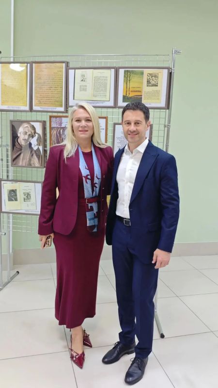 7 сентября в холле конференц-зала МФЦ открыта фотодокументальная выставка «Родная земля 7 сентября в холле конференц-зала МФЦ открыта фотодокументальная выставка «Родная земля