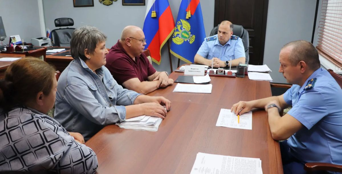 Сегодня, 8 сентября 2026 года, прокурор Еврейской автономной области Дмитрий Седыхпровел личный прием граждан Сегодня, 8 сентября 2026 года, прокурор Еврейской автономной области Дмитрий Седыхпровел личный прием граждан