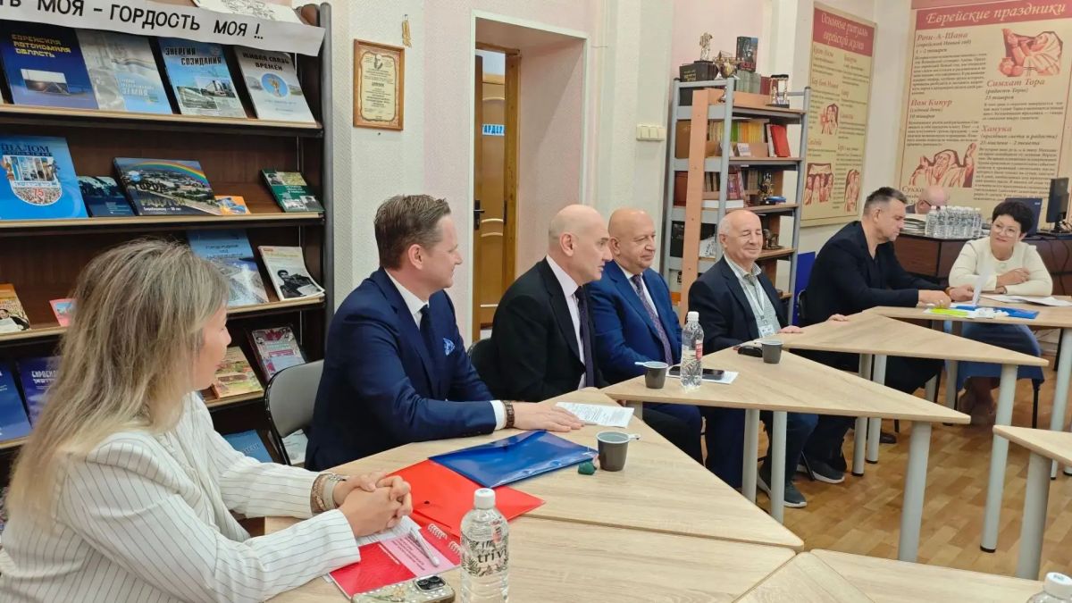Межрегиональная конференция в ЕАО: диалог культур сквозь призму семейных традиций Межрегиональная конференция в ЕАО: диалог культур сквозь призму семейных традиций