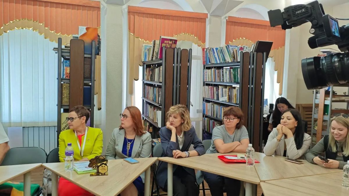 Межрегиональная конференция в ЕАО: диалог культур сквозь призму семейных традиций Межрегиональная конференция в ЕАО: диалог культур сквозь призму семейных традиций