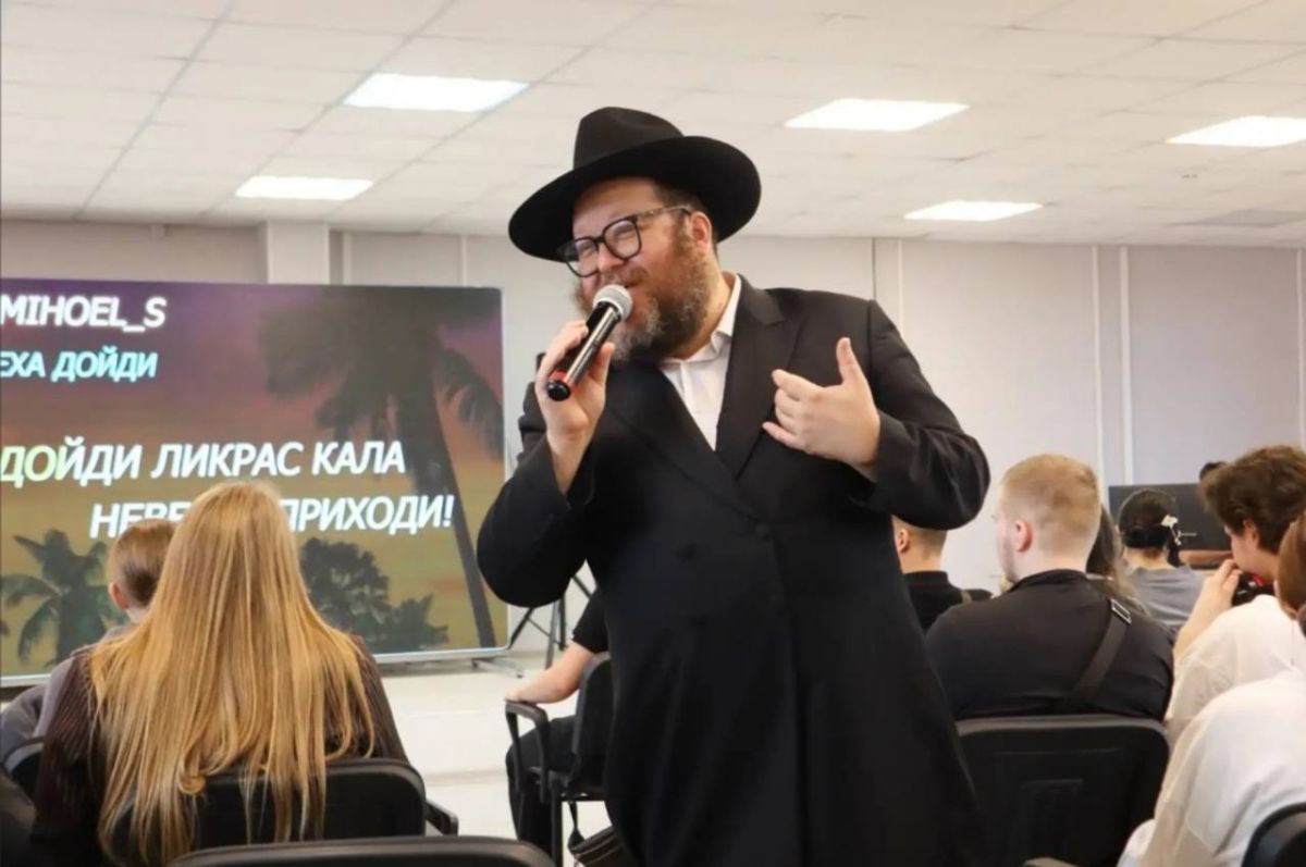 В ПГУ ИМ. ШОЛОМ-АЛЕЙХЕМА СОСТОЯЛАСЬ ТВОРЧЕСКАЯ ВСТРЕЧА С МИХОЭЛЕМ СТАВРОПОЛЬСКИМ
