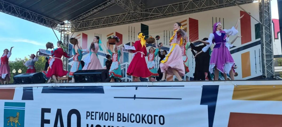 Поощрил победителей конкурса «Пятерки любимому городу» Поощрил победителей конкурса «Пятерки любимому городу»