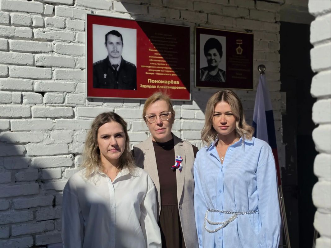 В Екатерино-Никольском открыт В Екатерино-Никольском открыт