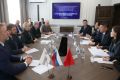 Мария Костюк: Провела рабочую встречу с делегацией города Тунцзян провинции Хэйлунцзян во главе с секретарем Горкома КПК господином Чжаном Давэем