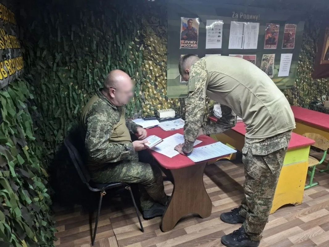 Бойцы 69й отдельной бригады прикрытия исполнили гражданский долг на передовой Бойцы 69й отдельной бригады прикрытия исполнили гражданский долг на передовой