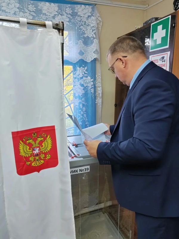 Максим Сироткин принял участие в голосовании Максим Сироткин принял участие в голосовании