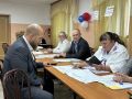 Министр спорта ЕАО Максим Галачёв проголосовал в Биробиджане