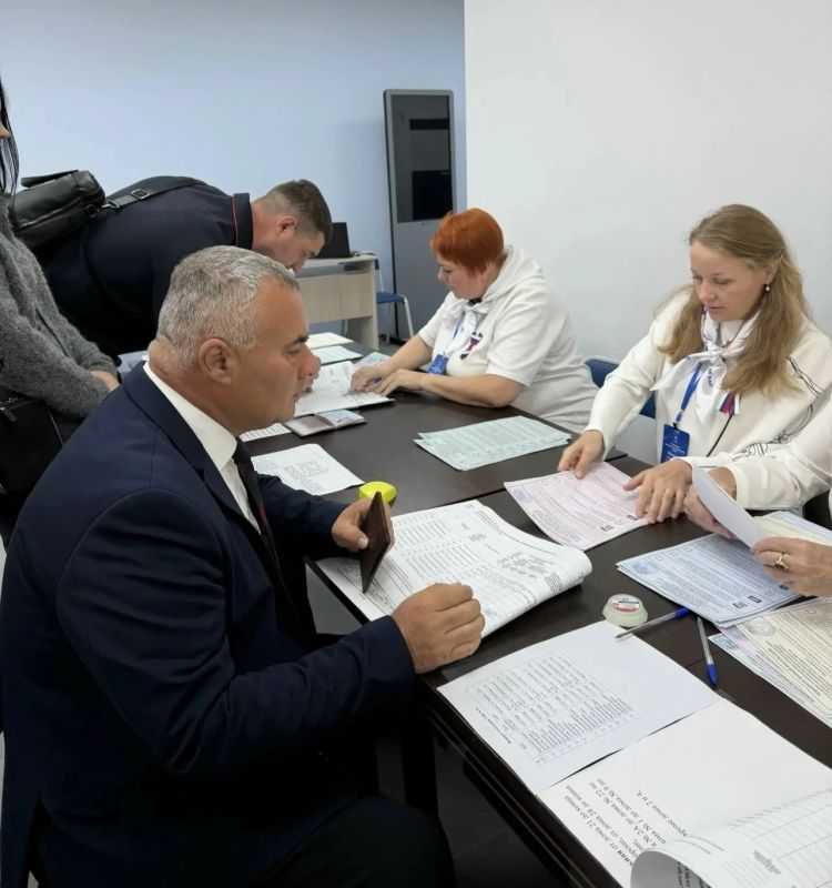 Свой выбор делают депутаты Законодательного Собрания Свой выбор делают депутаты Законодательного Собрания