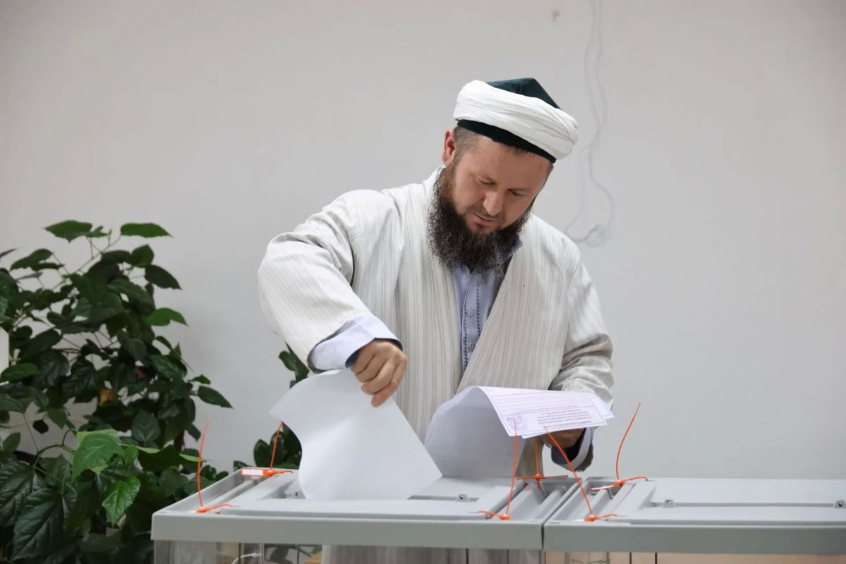 Представители трех конфессий проголосовали на выборах в ЕАО Представители трех конфессий проголосовали на выборах в ЕАО